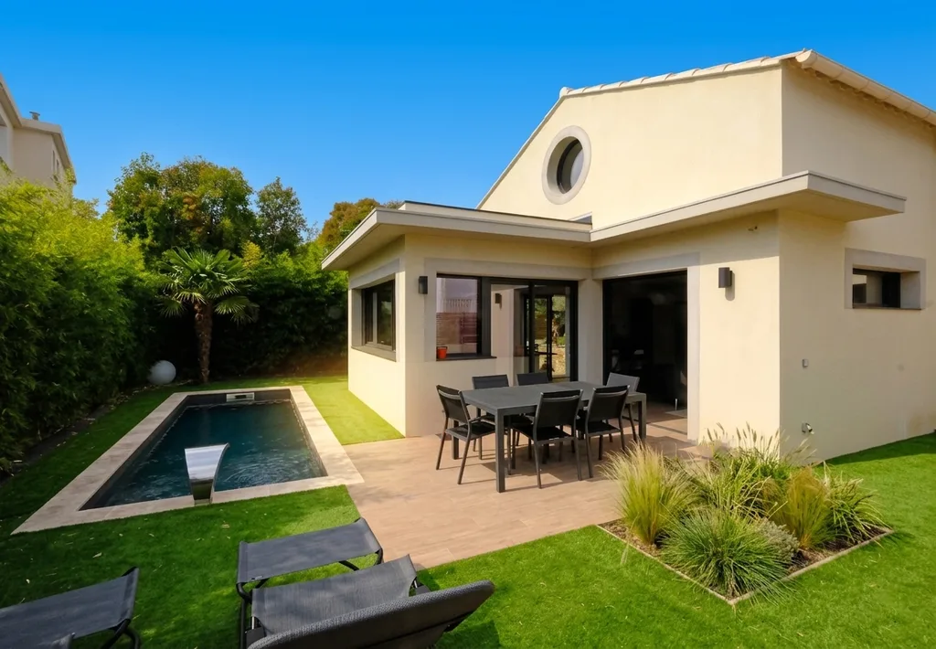 Maison J - Six Fours les Plages (83)