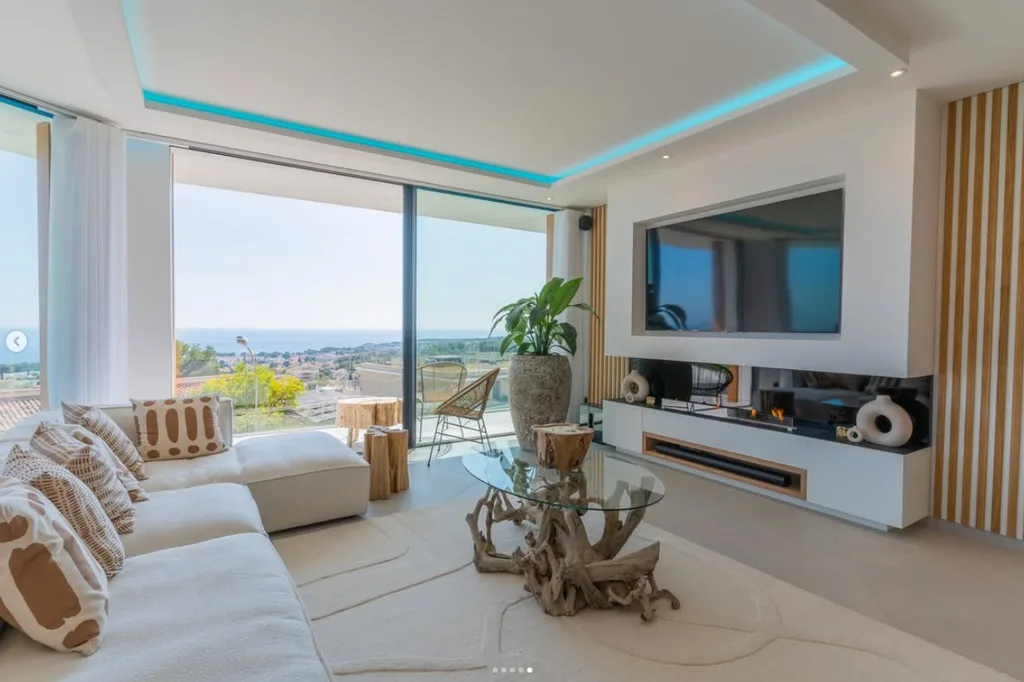 Villa Haute - Domaine de 3 villas - Bandol (83)
